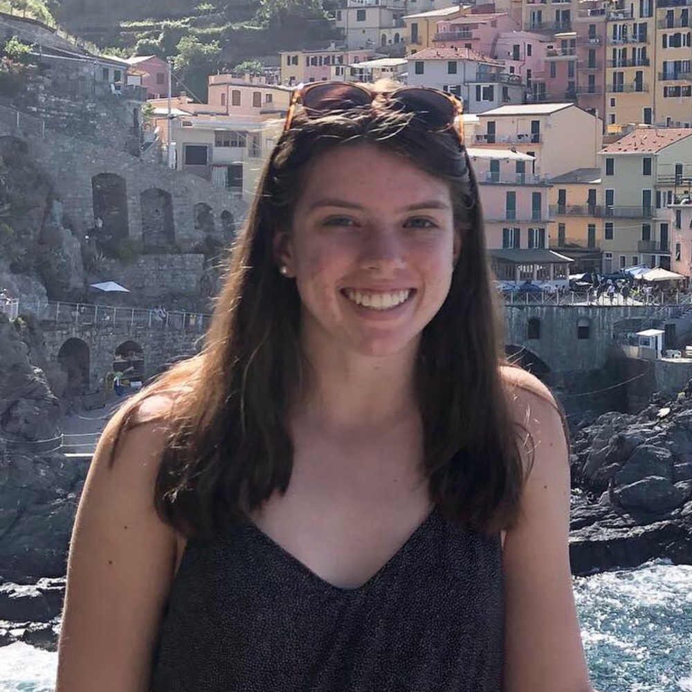 Meet your Posher, Elizabeth